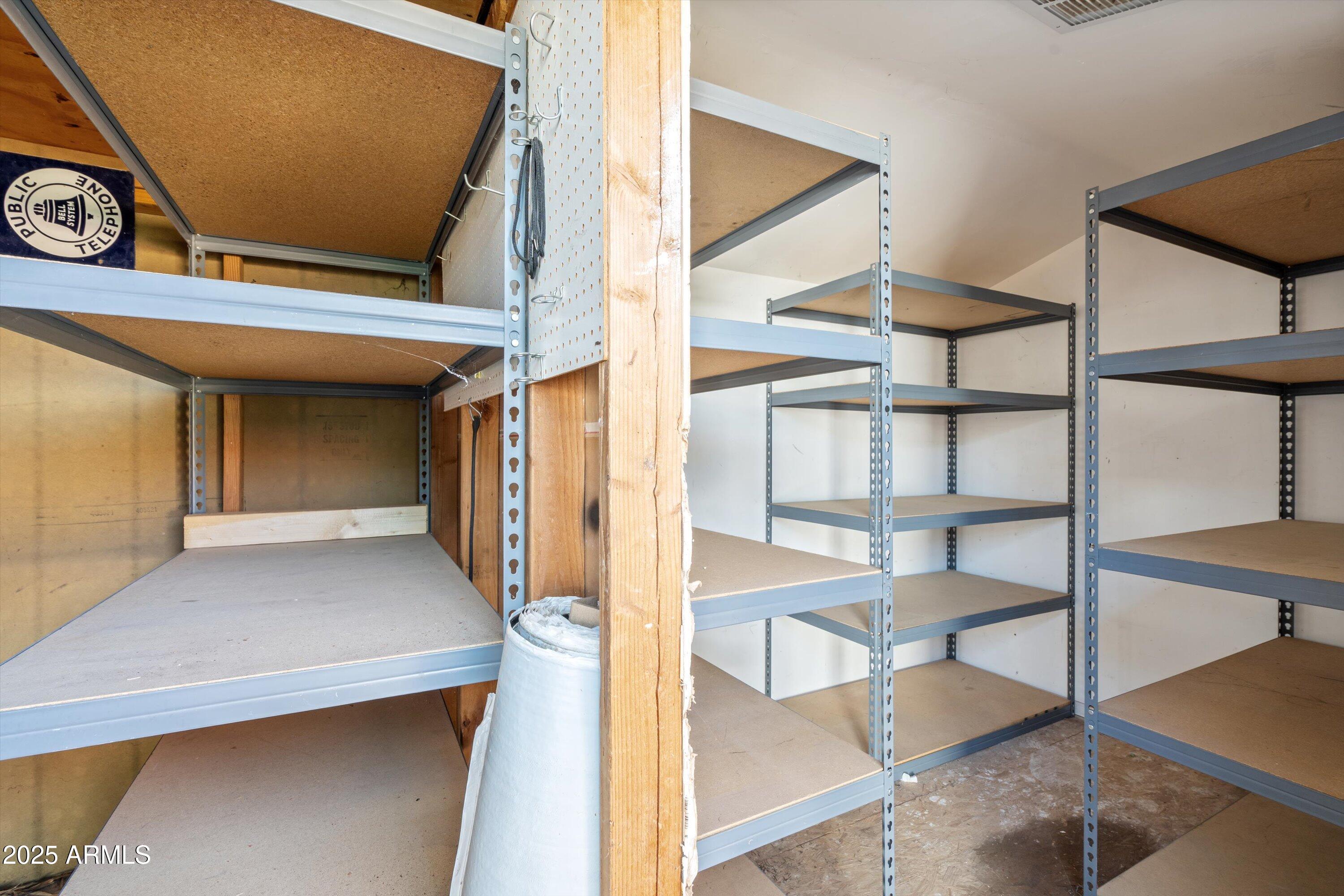 8216 North 9th Street Phoenix, AZ 85020 - Photo 23 of 39 a view of entryway