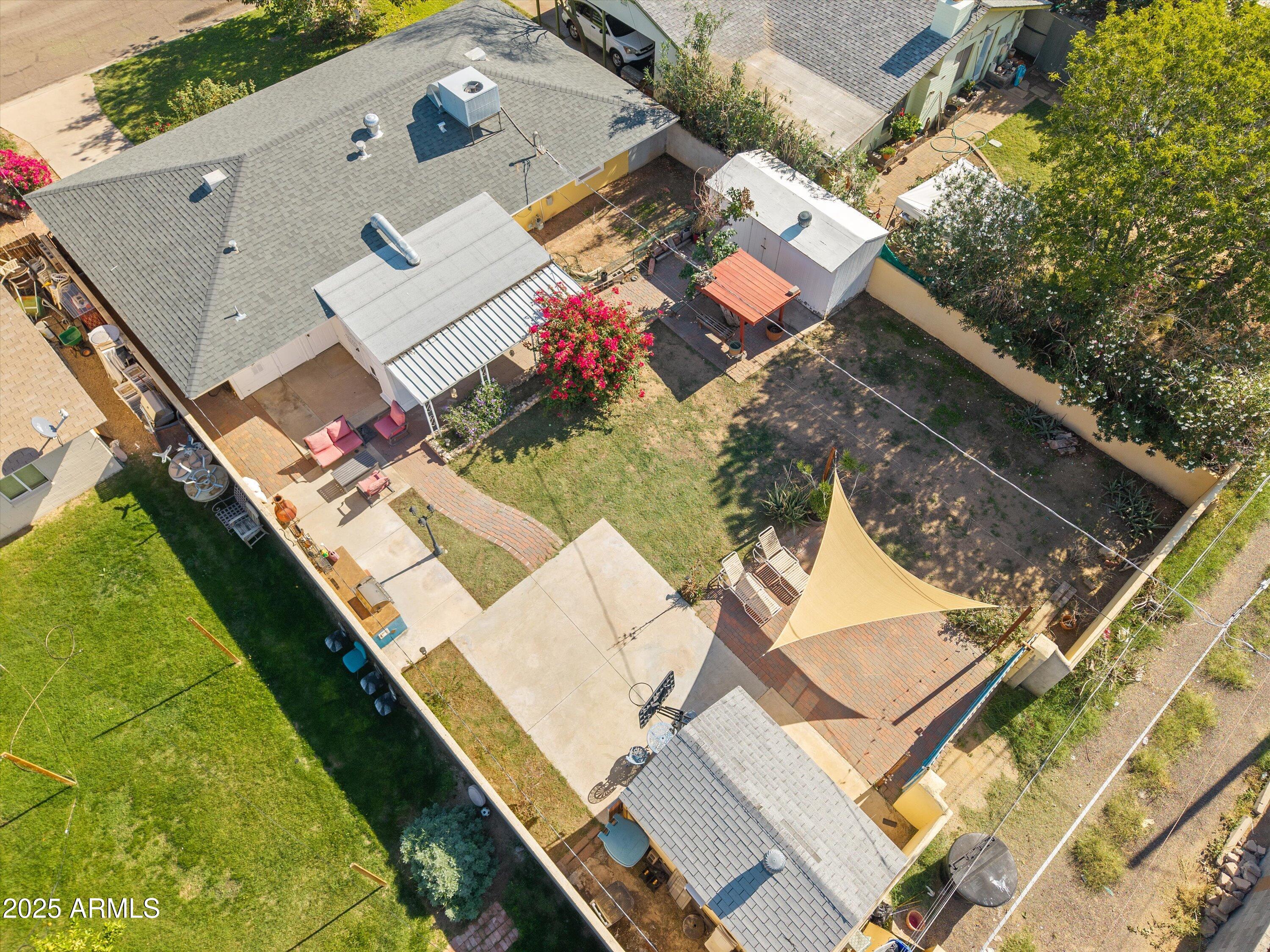 8216 North 9th Street Phoenix, AZ 85020 - Photo 34 of 39 an aerial view of house with yard