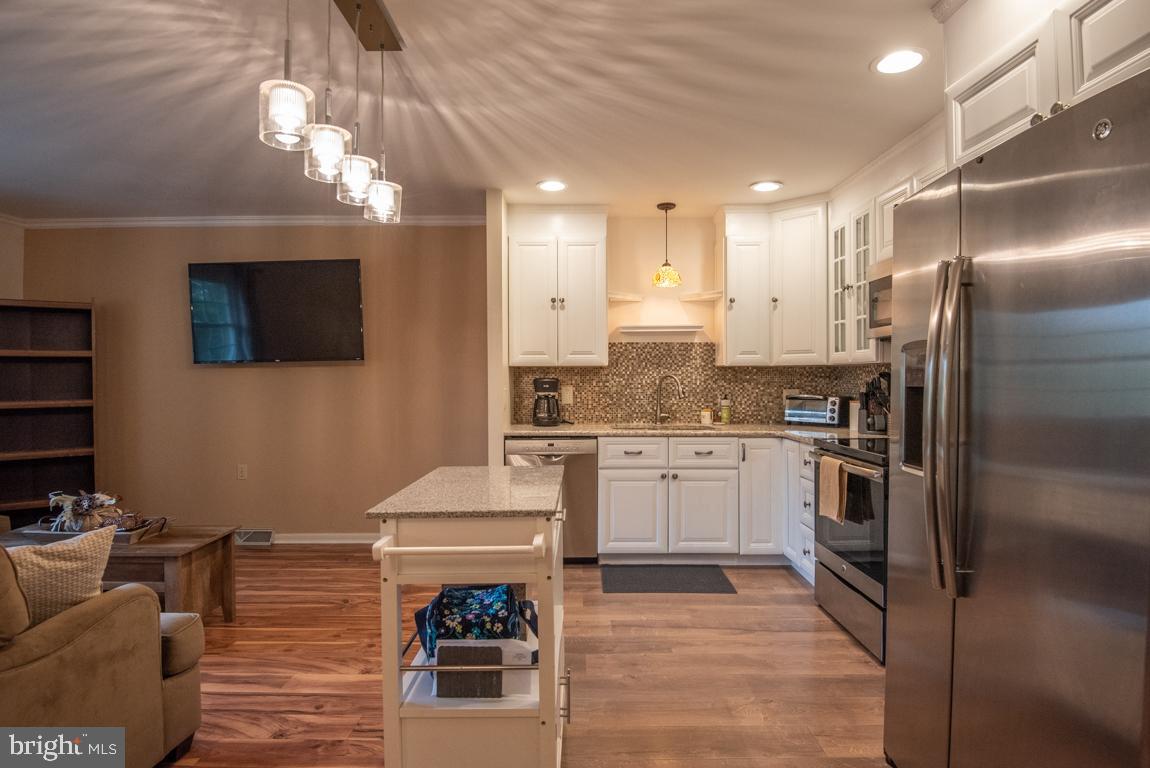784 South Cedar Street Lititz, PA 17543 - Photo 8 of 21