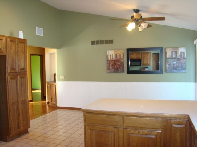 79400 Weyer Road Romeo, MI 48065 - Photo 14 of 24 31043279-13.JPG