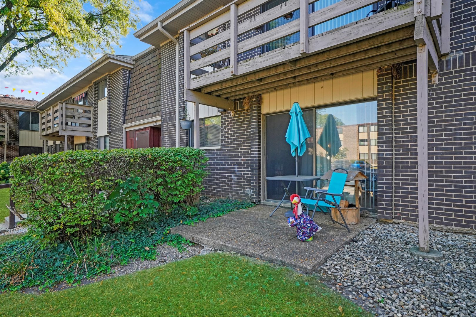 476 Raintree Court, Unit 1B Glen Ellyn, IL 60137 - Photo 17 of 28