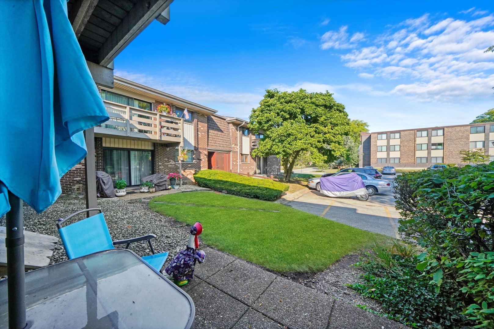 476 Raintree Court, Unit 1B Glen Ellyn, IL 60137 - Photo 18 of 28