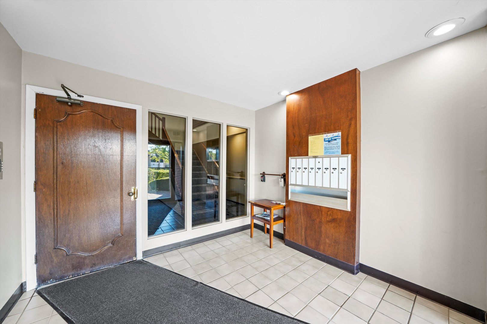 476 Raintree Court, Unit 1B Glen Ellyn, IL 60137 - Photo 19 of 28