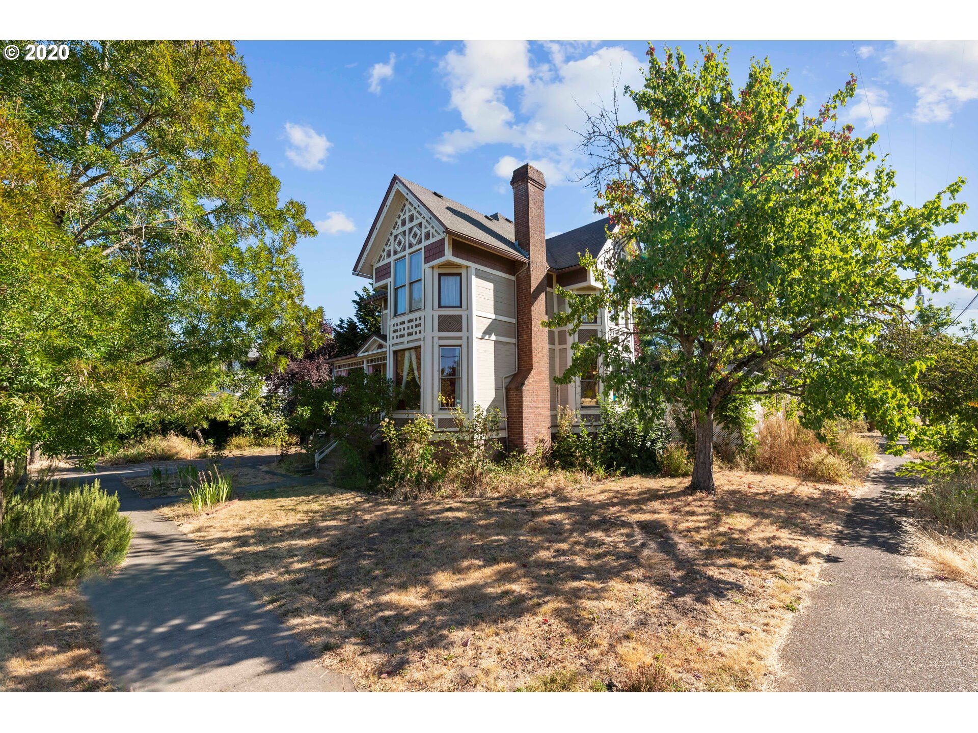 829 Southwest Washington Street Albany, OR 97321 - Photo 2 of 28 Gallery Image 2