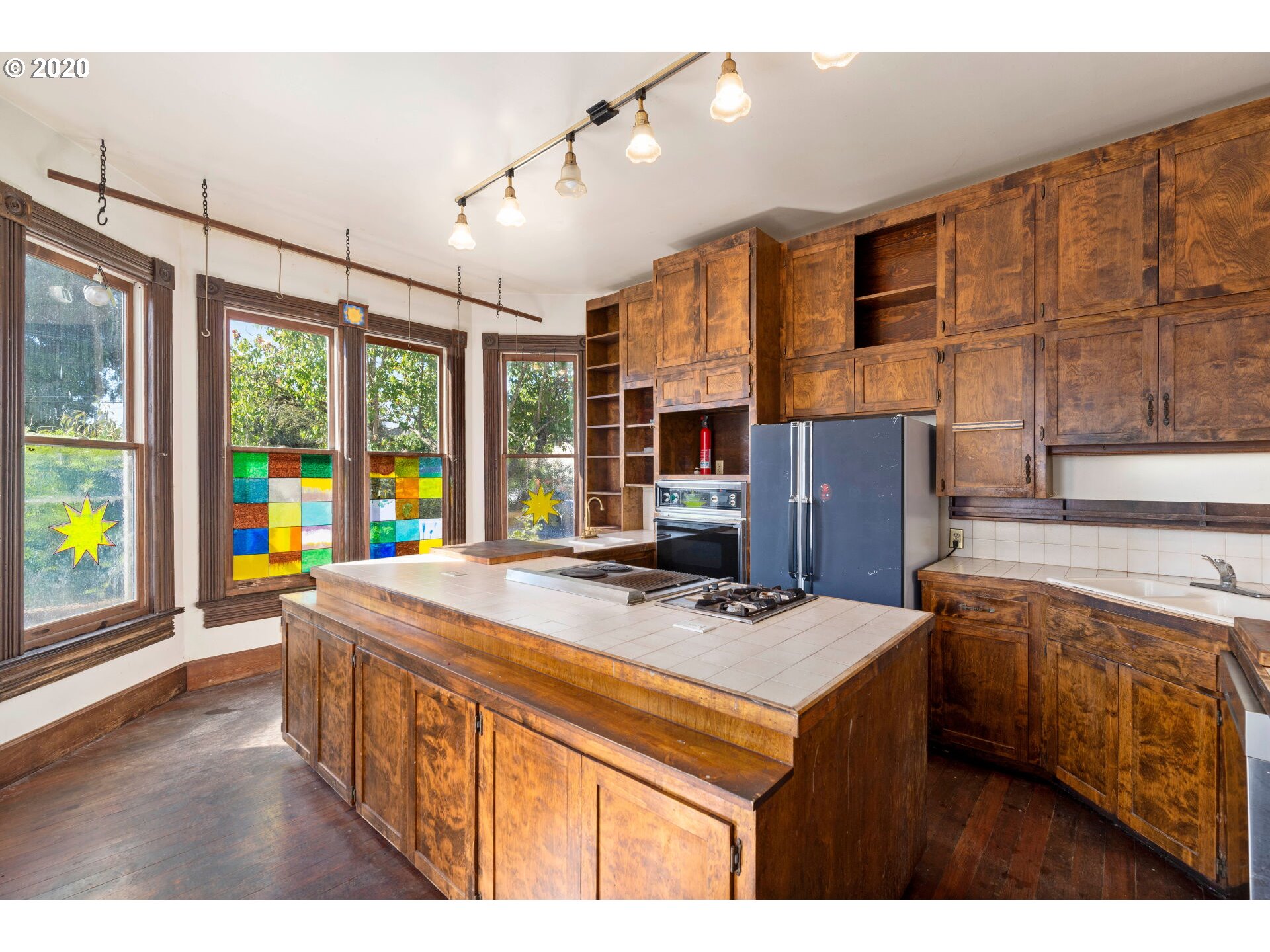 829 Southwest Washington Street Albany, OR 97321 - Photo 11 of 28 Gallery Image 11