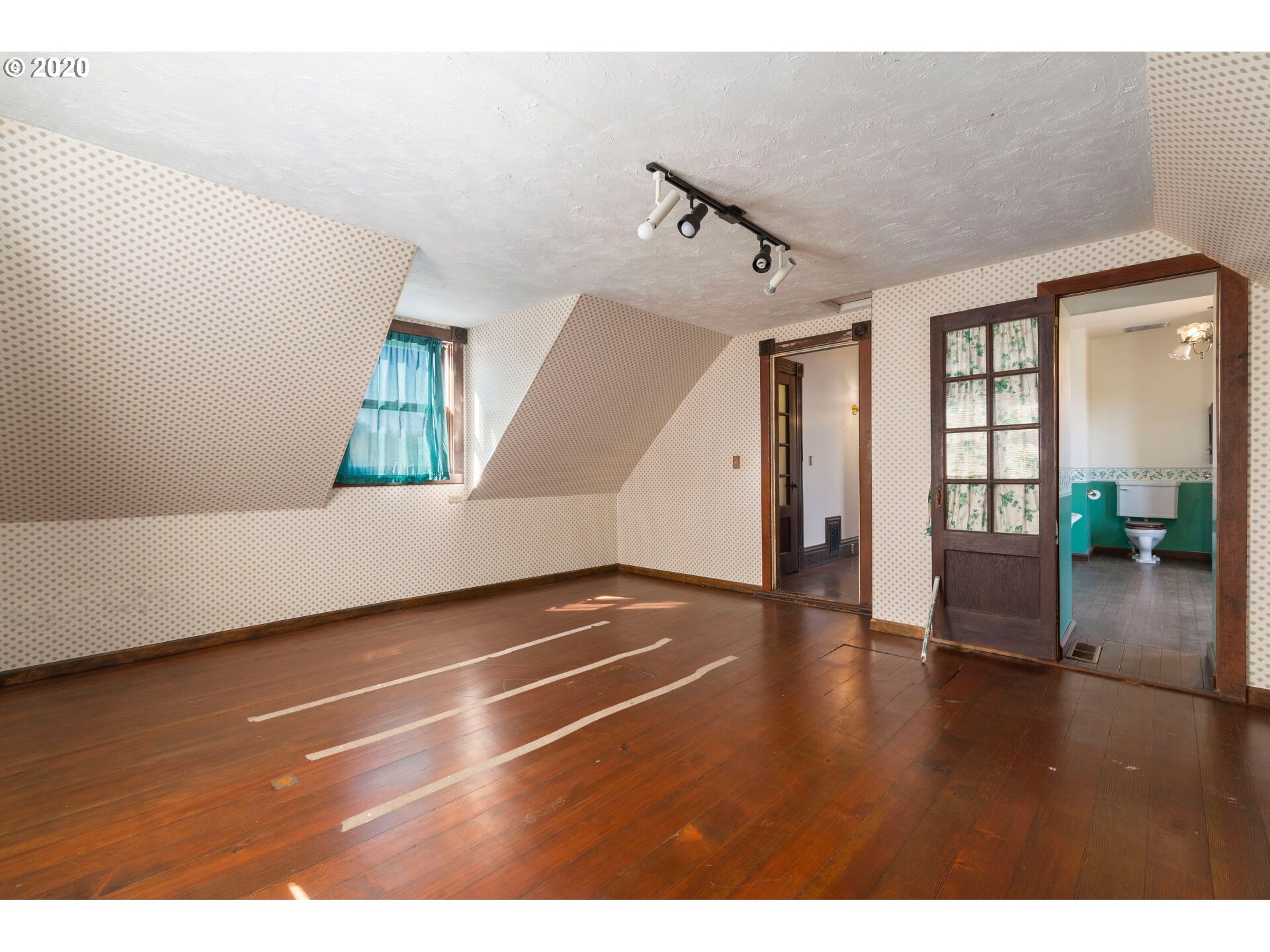 829 Southwest Washington Street Albany, OR 97321 - Photo 26 of 28 Gallery Image 26