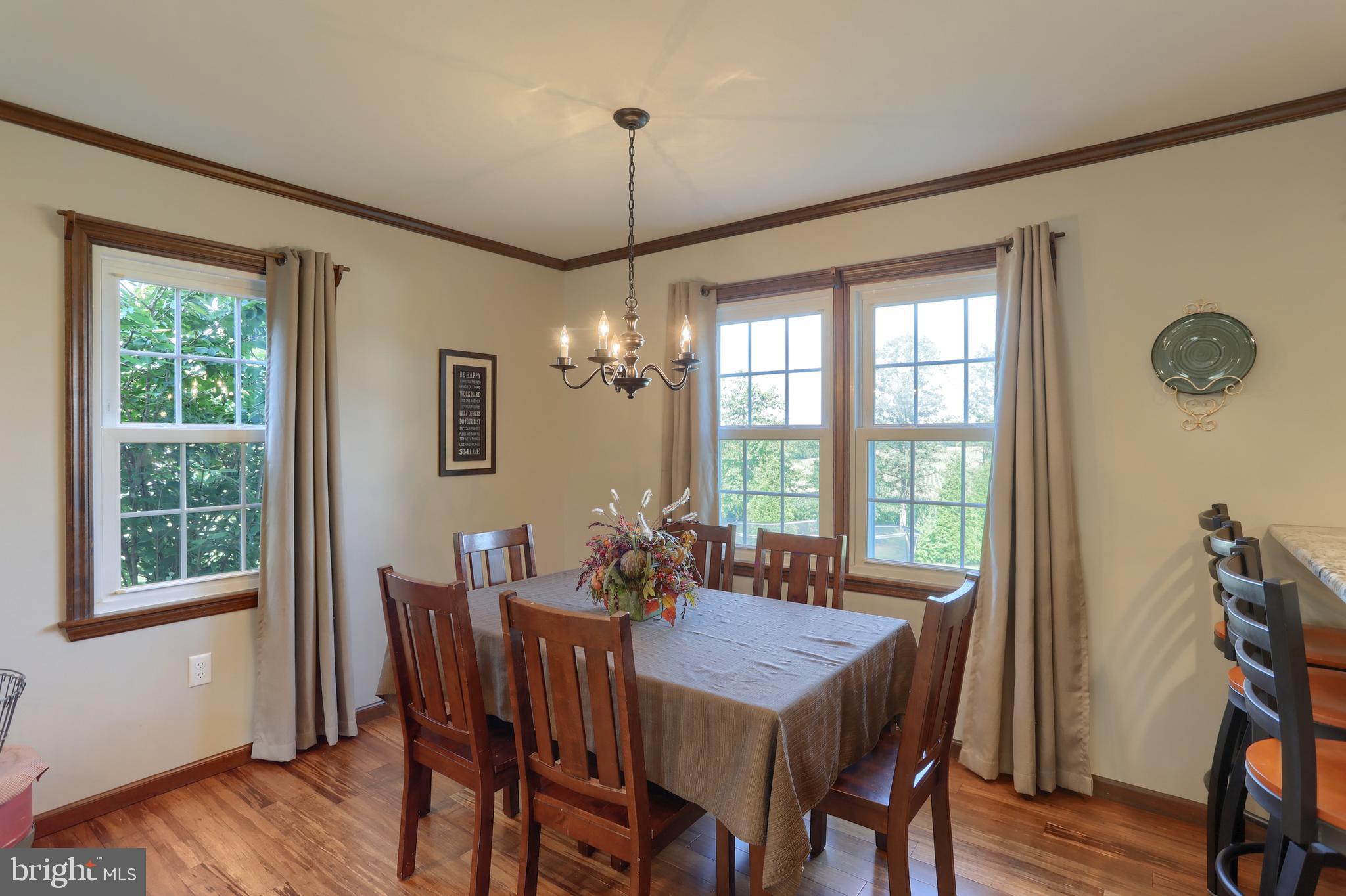 35 Milton Grove Road North Elizabethtown, PA 17022 - Photo 9 of 55 Dining Area
