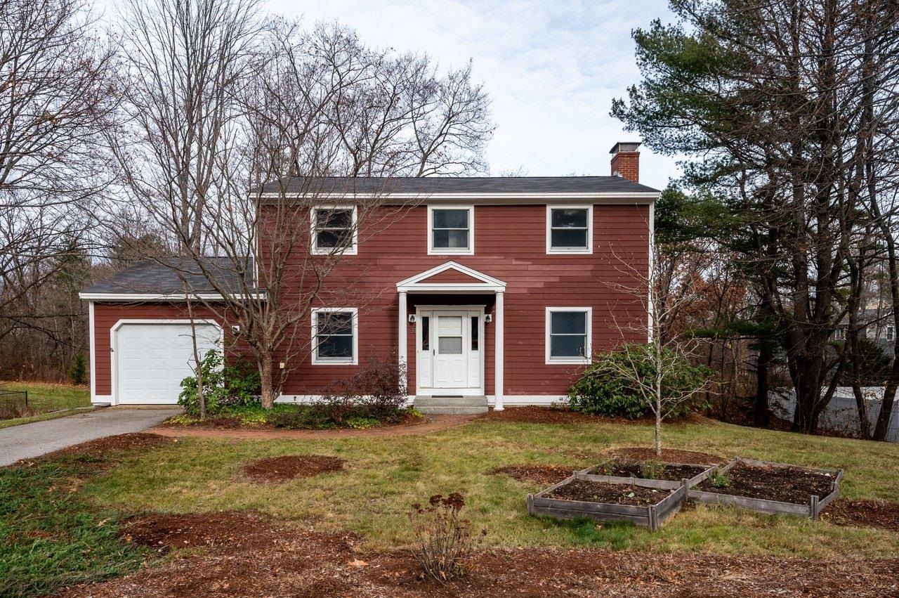 31 Faculty Road Durham, NH 03824 - Photo 1 of 32