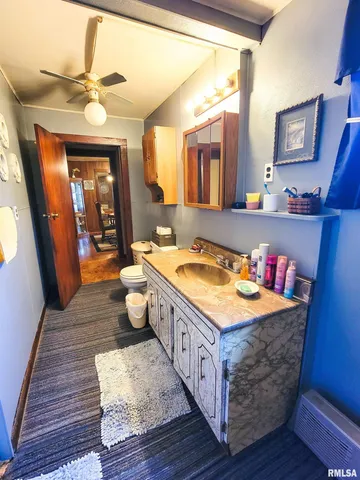 $64,500 | 113 Mead Street Southwest, Clay City, IL 62824