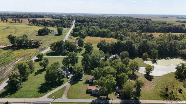 $64,500 | 113 Mead Street Southwest, Clay City, IL 62824