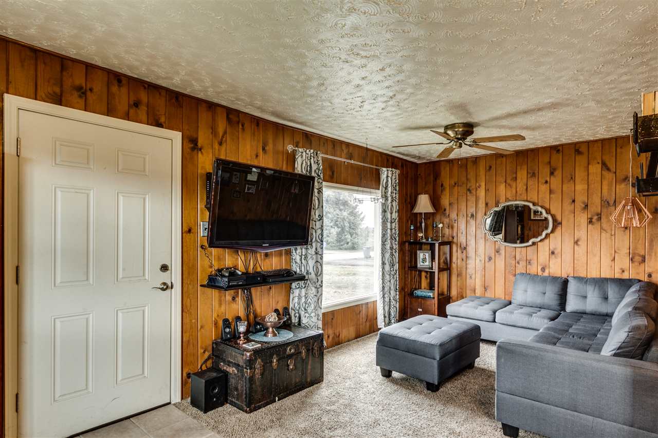 1104 North Long Road Greenacres, WA 99016 - Photo 2 of 14 Gallery Image 2