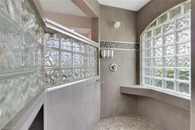 $598,000 | 2174 East Crown Pointe Boulevard, Naples, FL 34112