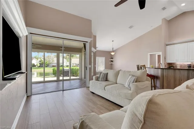 $598,000 | 2174 East Crown Pointe Boulevard, Naples, FL 34112