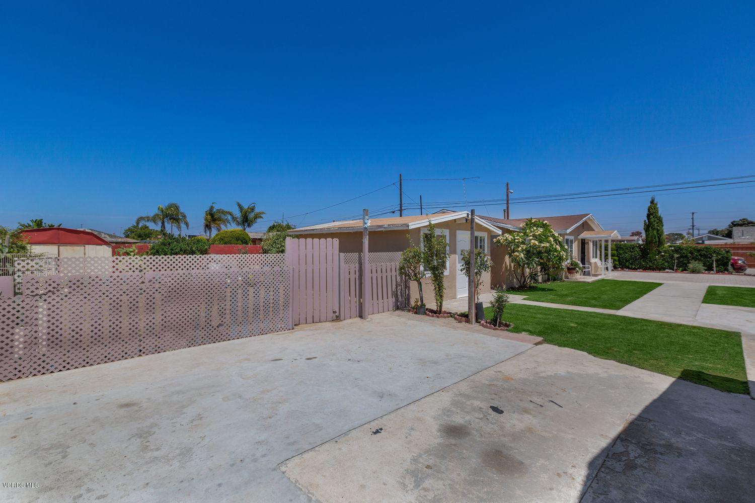 820 Wright Road Oxnard, CA 93036 - Photo 18 of 20 018_820-wright-rd-oxnard-ca-usa-013