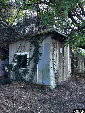 $175,000 | 415 Light Street, Columbia, NC 27925