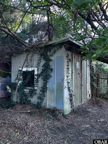 $175,000 | 415 Light Street, Columbia, NC 27925