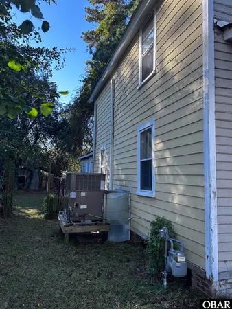 $169,000 | 415 Light Street, Columbia, NC 27925