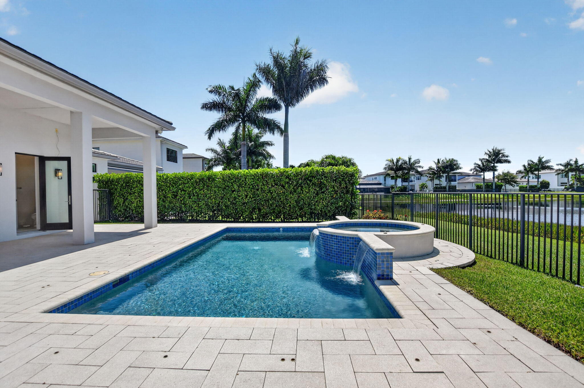 9168 Benedetta Place Boca Raton, FL 33496 - Photo 27 of 34 Pool & Spa (2)
