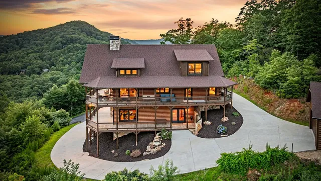 $1,999,900 | 400 Cloudland Trace, Epworth, GA 30541