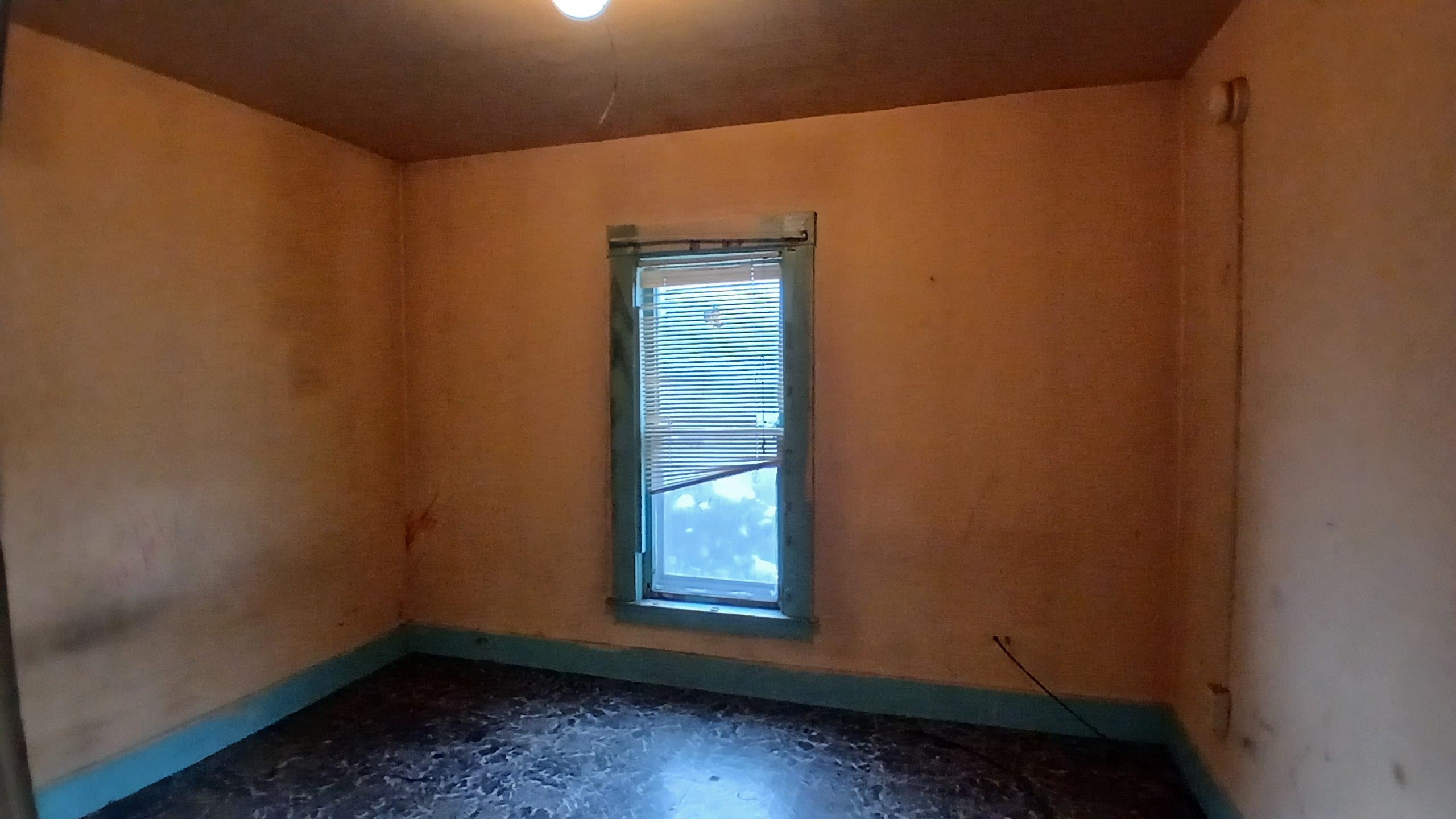 12 Pleasant Street Barre, VT 05641 - Photo 17 of 35