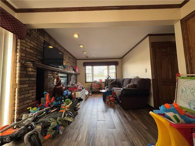 $1,399,999 | 728 Huguenot Avenue | Huguenot