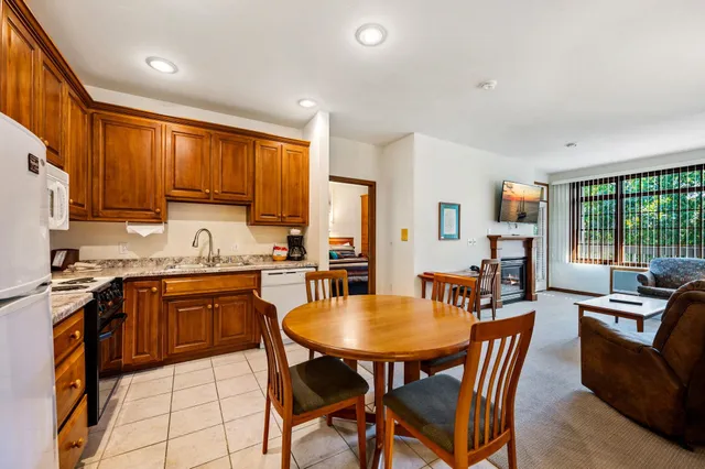 $229,000 | 10506 Highway 57, Unit 224, Sister Bay, WI 54234