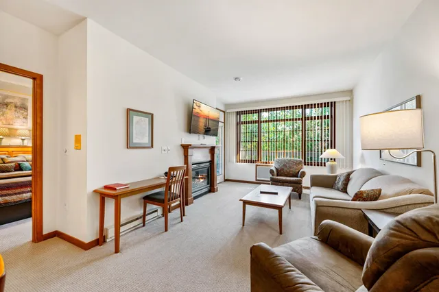 $229,000 | 10506 Highway 57, Unit 224, Sister Bay, WI 54234