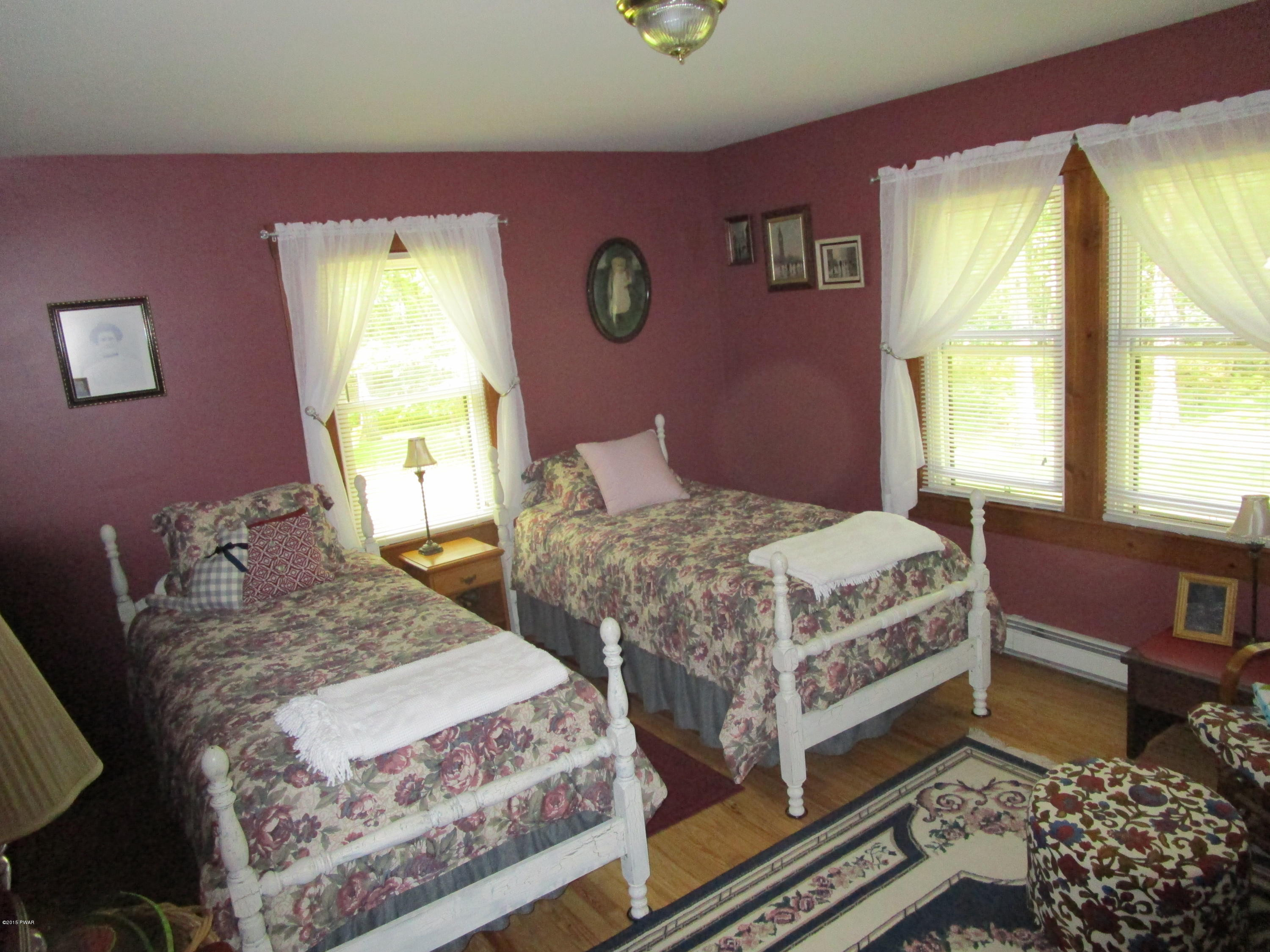 110 Campen Road Greeley, PA 18425 - Photo 8 of 15 Gallery Image 8