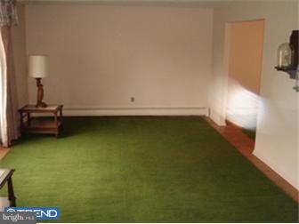 356 Yoder Road Harleysville, PA 19438 - Photo 3 of 12 Living Room
