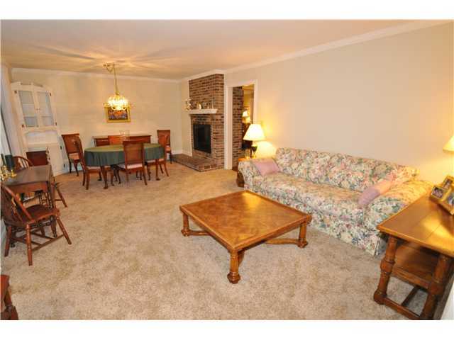 3299 Abbey Road Columbus, OH 43221 - Photo 11 of 25