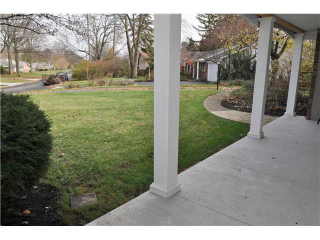 3299 Abbey Road Columbus, OH 43221 - Photo 3 of 25