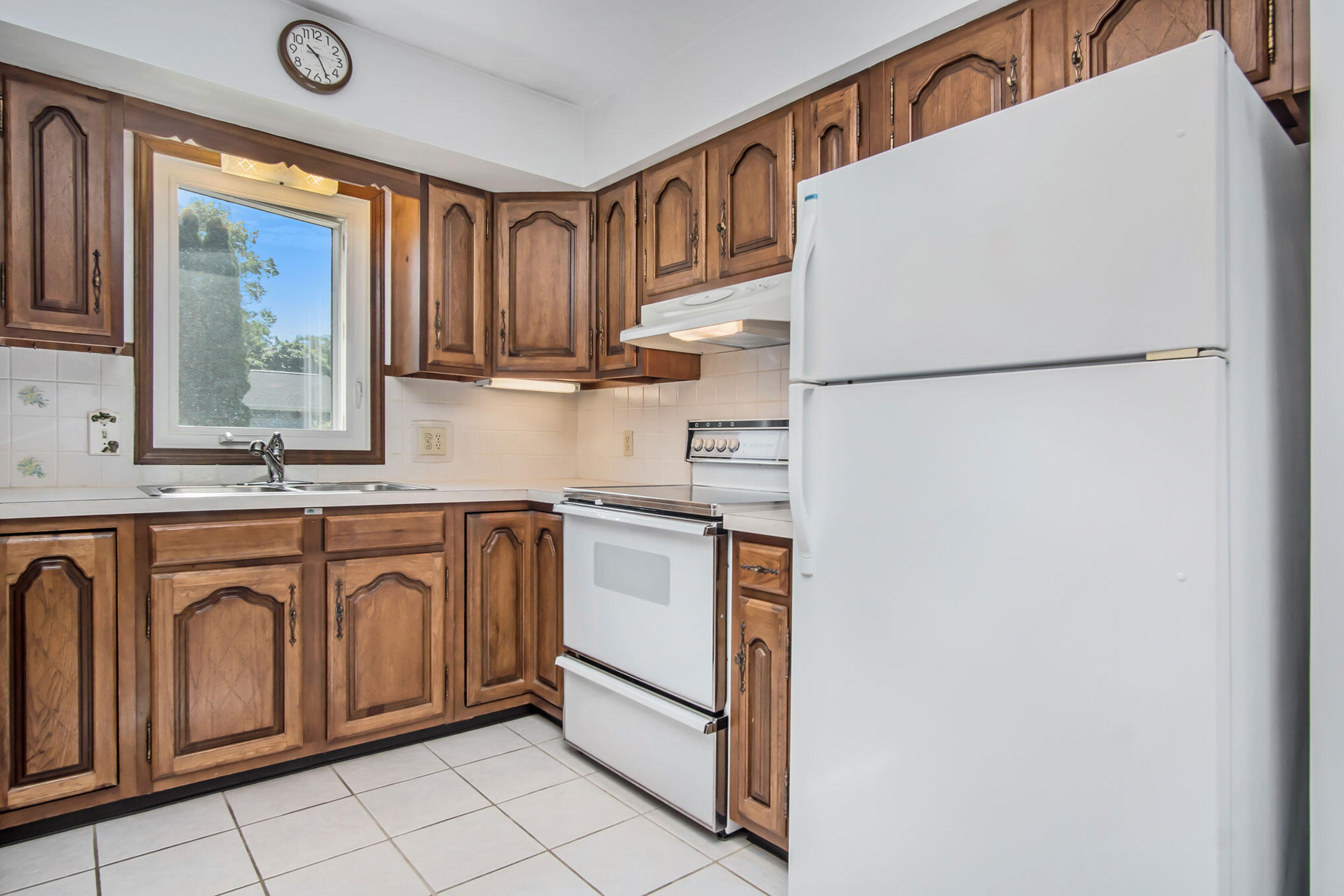 3280 Rockland Road Muskegon, MI 49441 - Photo 10 of 31 DSC02277