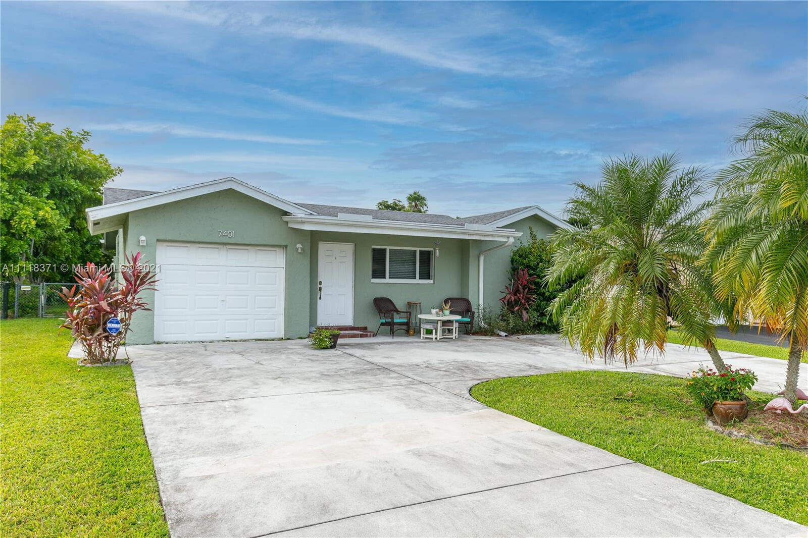 7401 Northwest 96th Avenue Tamarac, FL 33321 - Photo 1 of 20 CA39B981-2AC6-47C5-A2E2-0174E17C3DC8