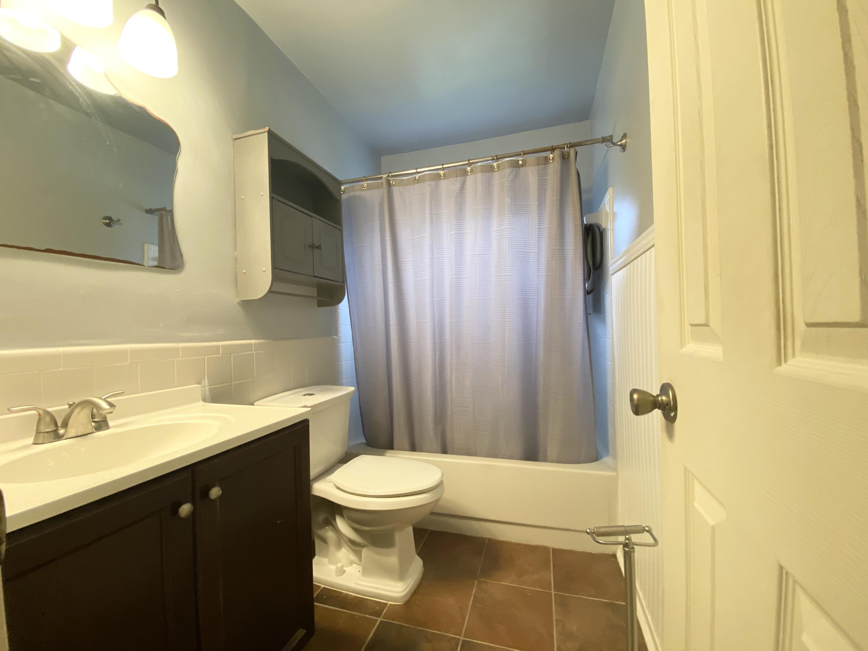 7401 Northwest 96th Avenue Tamarac, FL 33321 - Photo 16 of 20 EC80C34A-FF0E-4299-BBD2-8D61E630CDCA