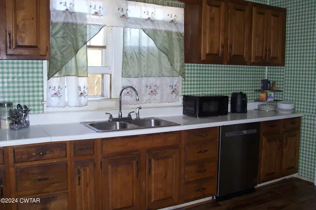 $170,000 | 2054 West Van Hook Street, Milan, TN 38358