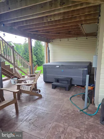 $799,000 | 63 Potomac Crossing Street, Charles Town, WV 25414