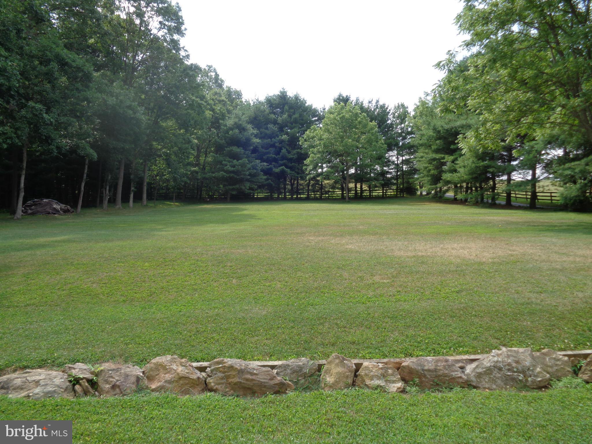 4307 York Road, Unit 1 Manchester, MD 21102 - Photo 11 of 30 a view of a grassy field