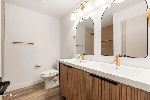 $529,999 | 17 East Cairo Drive, Tempe, AZ 85282