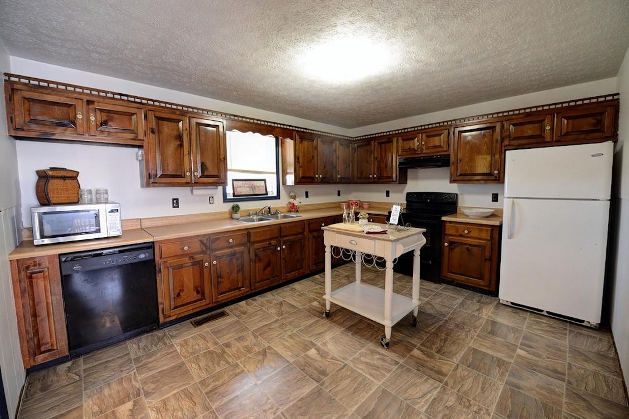 3095 Cottonport Road Dayton, TN 37321 - Photo 8 of 31 8-3095 cottonport kitchen