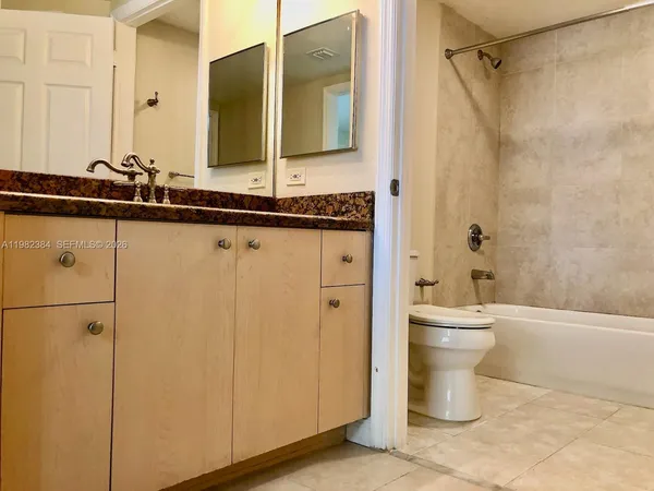 $2,100 | 2557 Centergate Drive, Unit 103, Miramar, FL 33025
