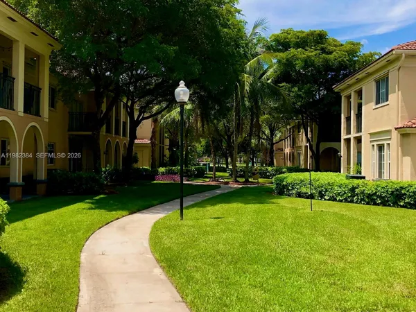 $2,100 | 2557 Centergate Drive, Unit 103, Miramar, FL 33025