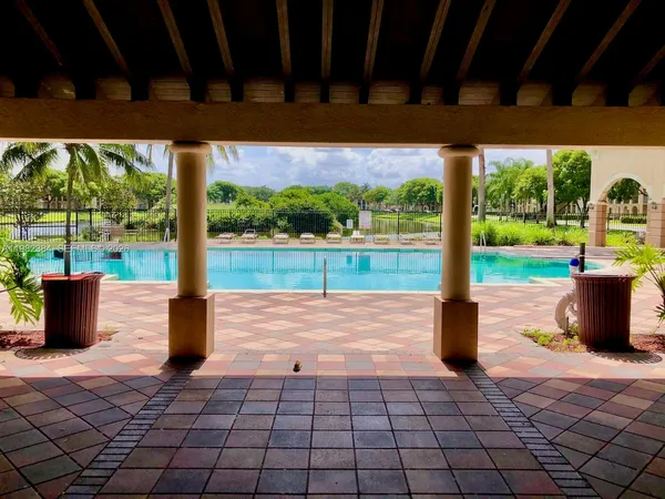 $2,100 | 2557 Centergate Drive, Unit 103, Miramar, FL 33025