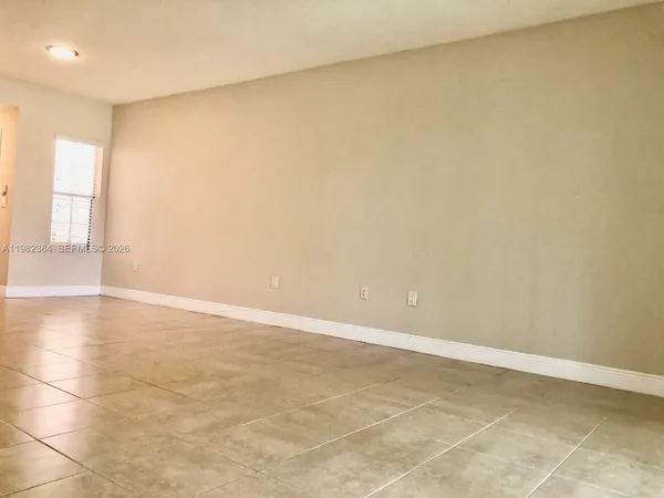 $2,100 | 2557 Centergate Drive, Unit 103, Miramar, FL 33025