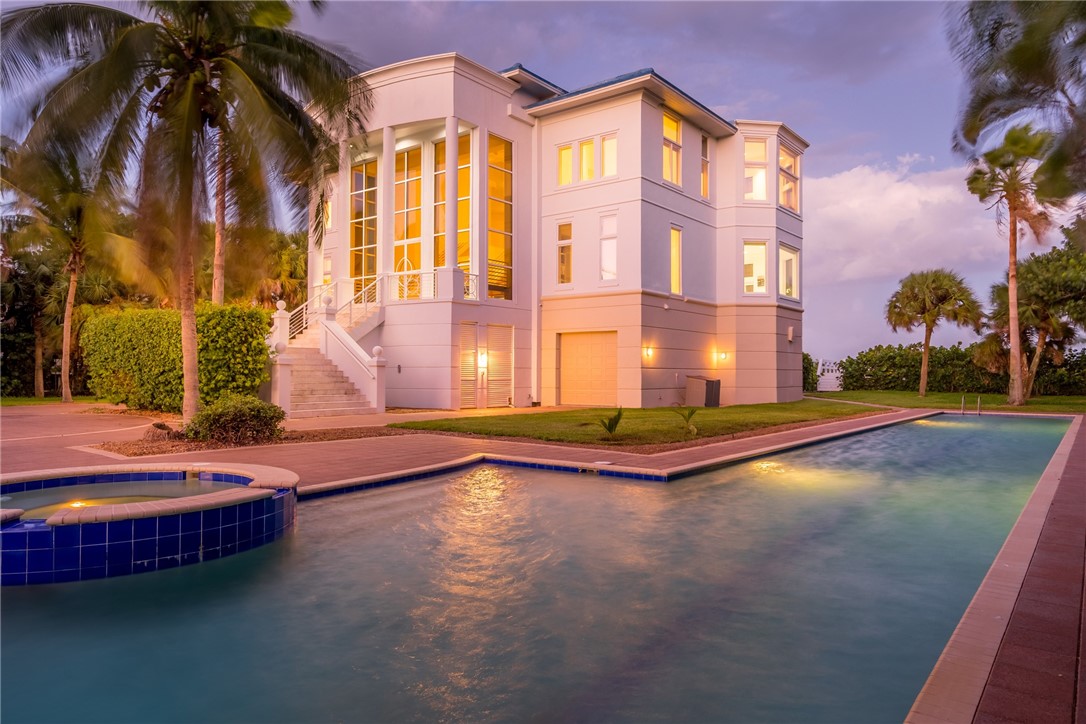 2340 Florida A1A