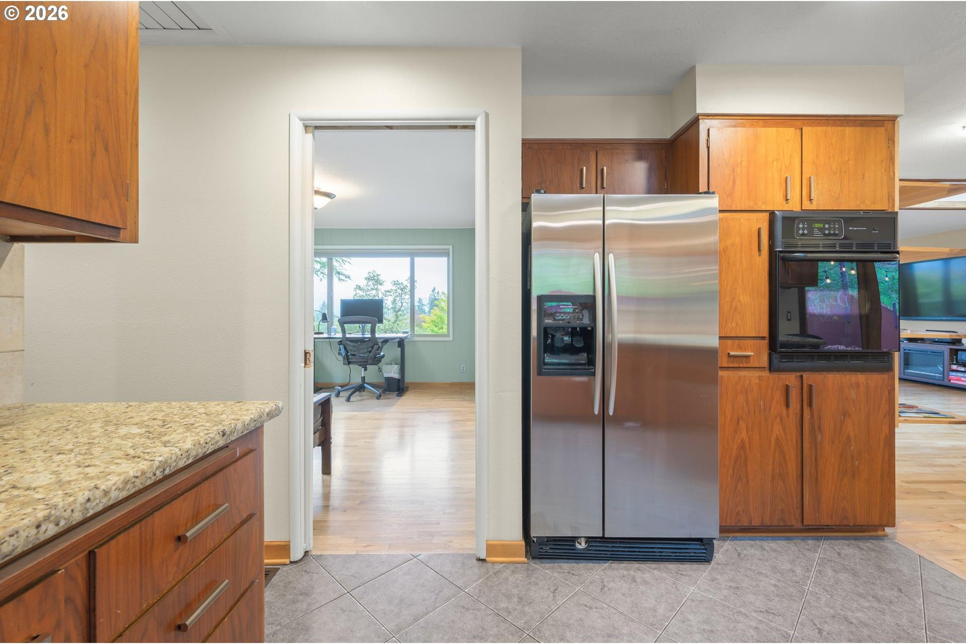 2765 Spring Boulevard Eugene, OR 97403 - Photo 24 of 44 Gallery Image 24