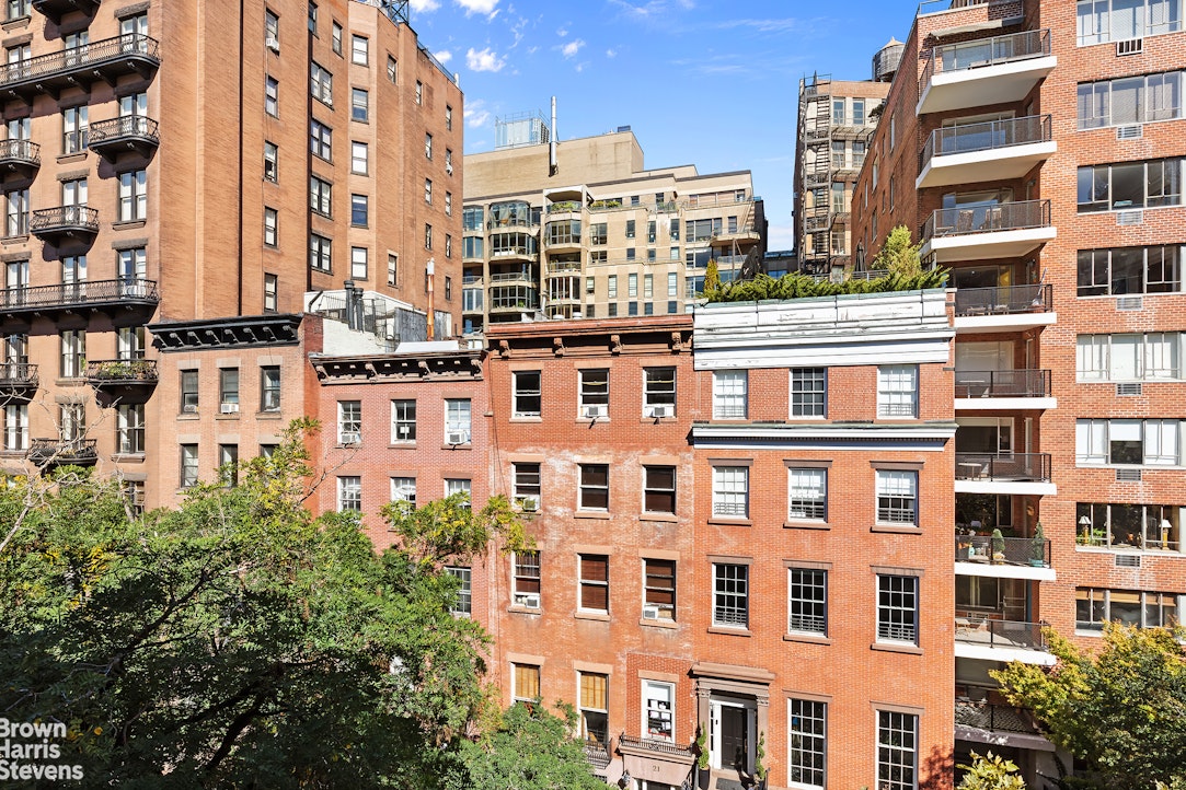 20 West 12th Street Manhattan, NY 10011 - Photo 28 of 30 a building view