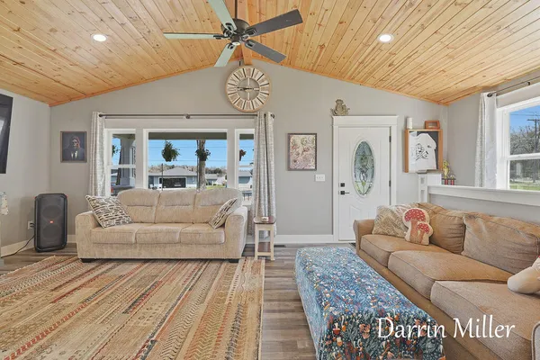 $489,900 | 6289 Middle Lake Road, Twin Lake, MI 49457