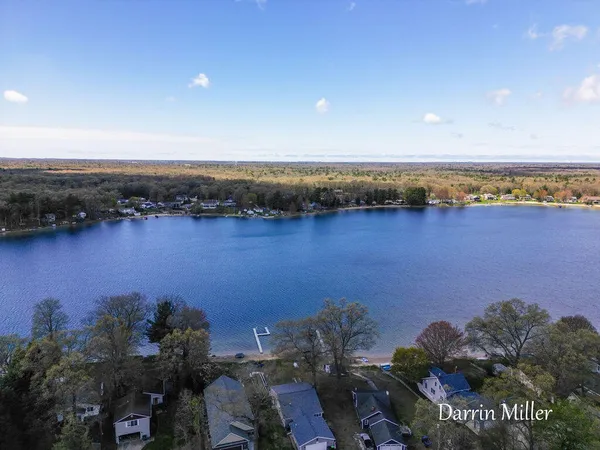 $489,900 | 6289 Middle Lake Road, Twin Lake, MI 49457
