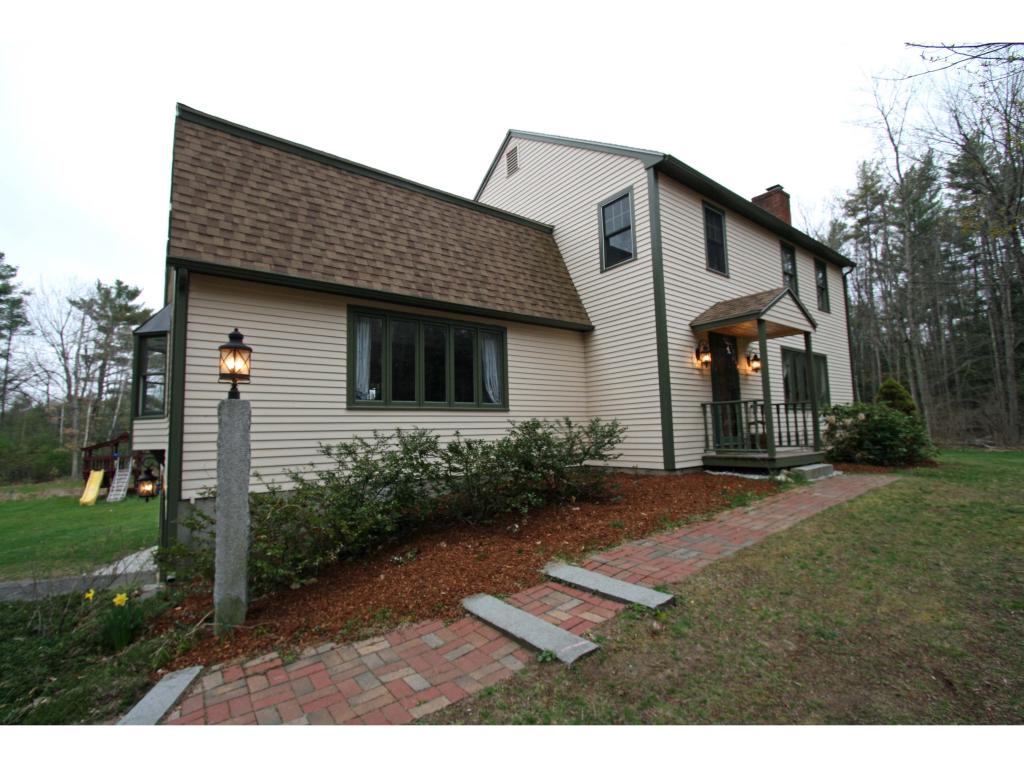 4 Blueberry Hill Road Amherst, NH 03031 - Photo 1 of 36