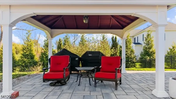 $1,550,000 | 9 Donna Drive, Flemington, NJ 08822